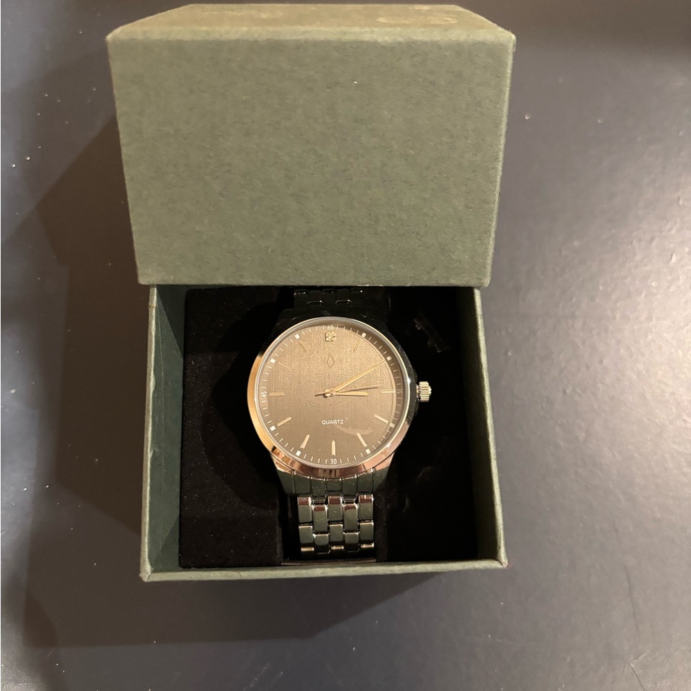 Men's Classic Silver Quartz Watch